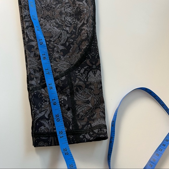 Victoria’s Secret Sport Leggings - Picture 9 of 13